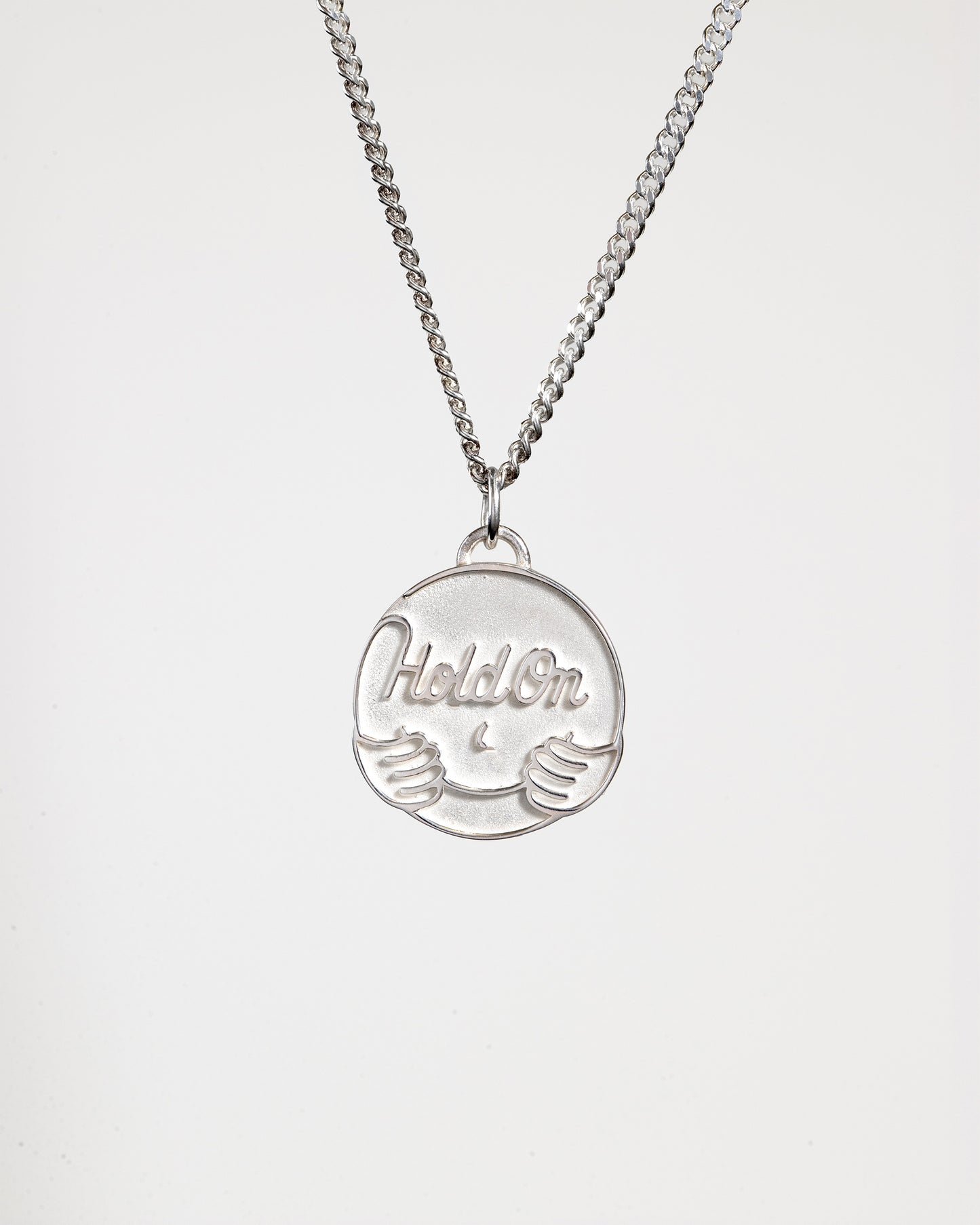 HOLD ON Pendant necklace